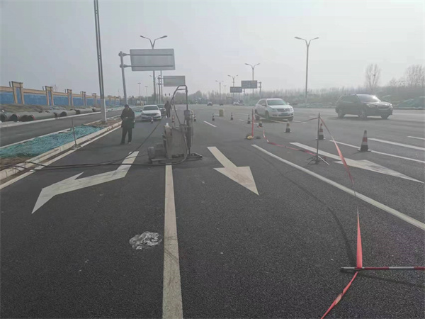 丽江高速公路路基沉降注浆加固桥梁注浆应用